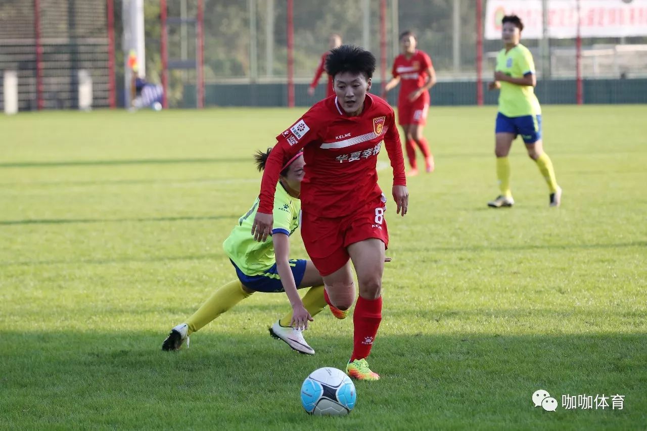 白俄罗斯女足队斗志昂扬赢得胜利的简单介绍