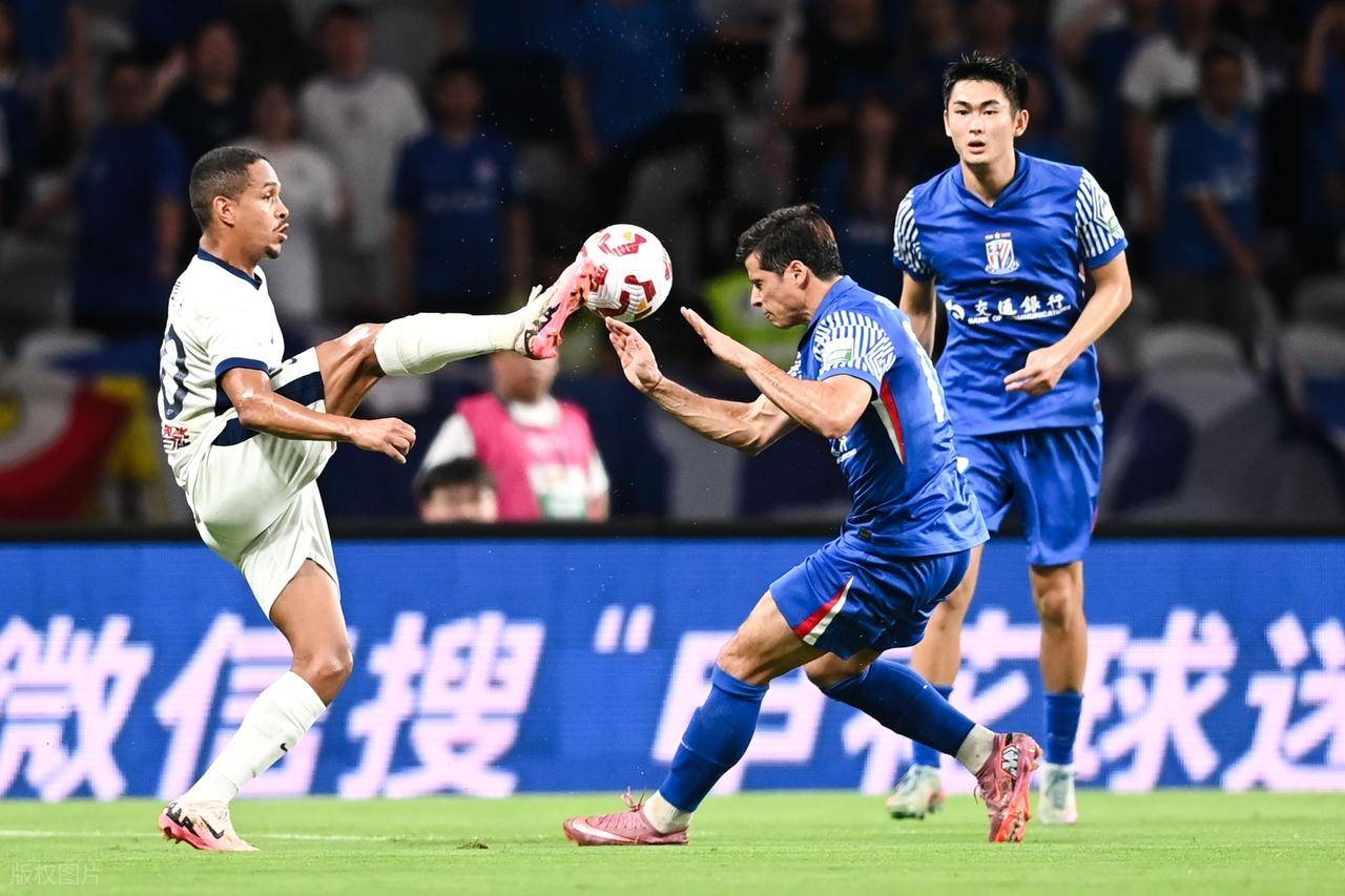 关于上海申花中场组织稳定,传球成功率高达%的信息 关于上海申花中场组织稳定,传球成功率高达%的信息