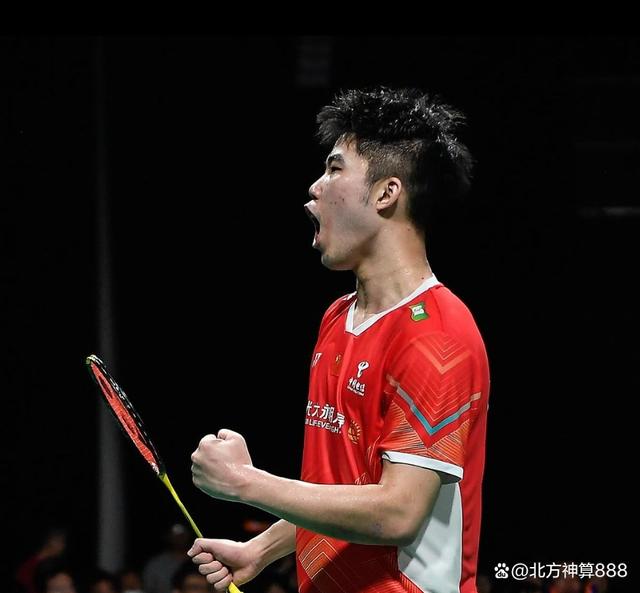 中国队险胜泰国队，辛杜关键制胜